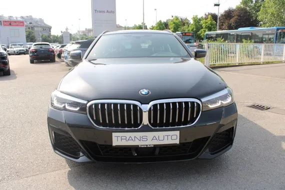 BMW serija 5 520d Touring AUTOMATIK ///M Paket *HARMAN KARDON,KAMERA,LED* Image 2